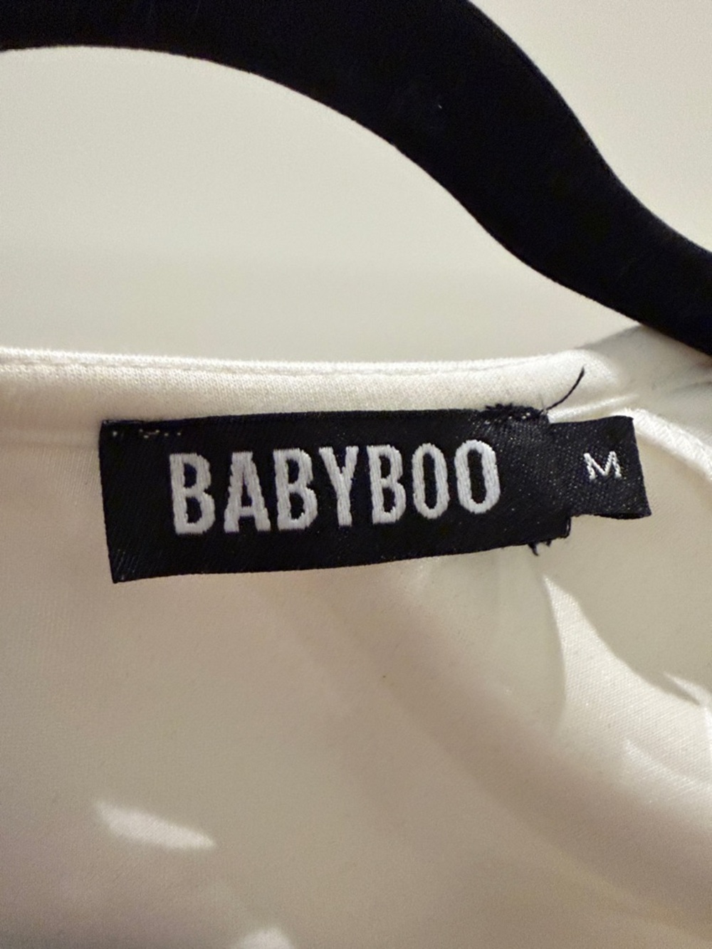 BABYBOO White V-Neck Long-Sleeve Pleated Romper w/ Pockets - Picture 2 of 4